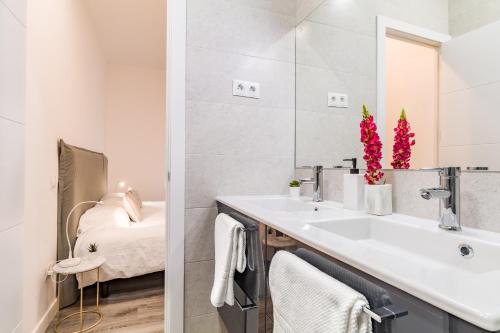 PYR Select Salamanca Luxury IX - image 7