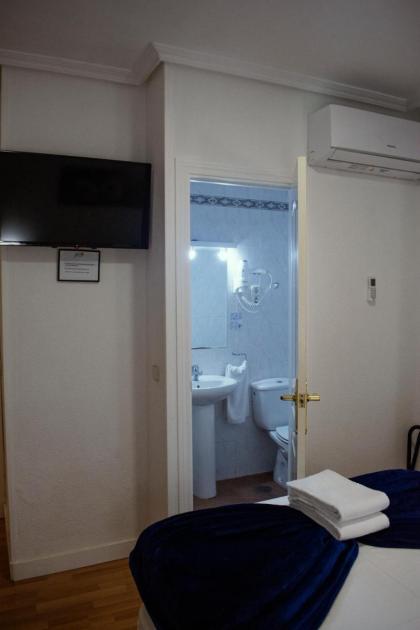 Hostal Ártico - image 22