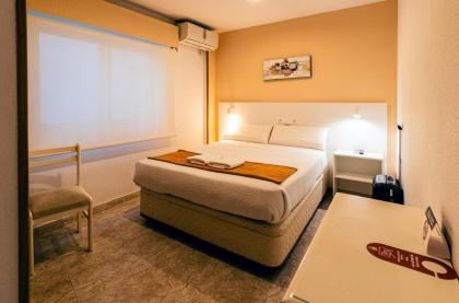 Hostal Gran Via - image 21