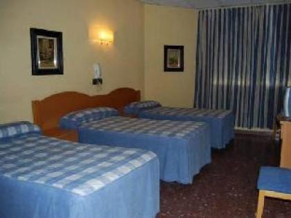 Hostal Goyma I - image 2