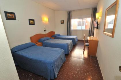 Hostal Goyma I - image 21