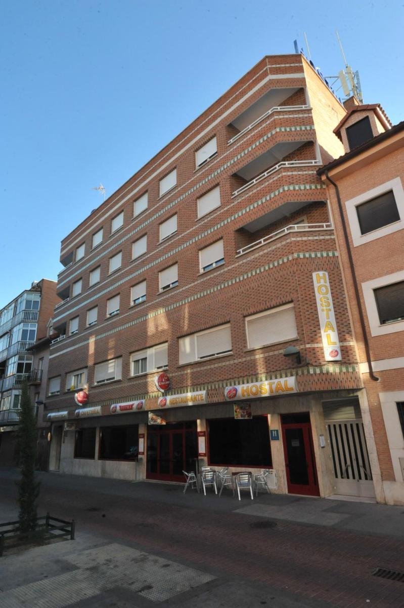 Hostal Goyma I - image 6