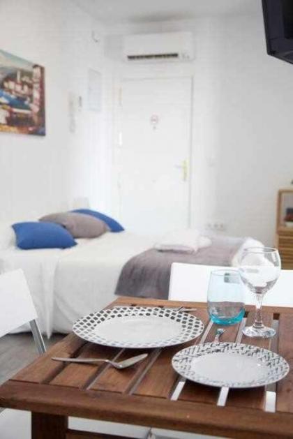 Comodo Y Agradable Apartamento En Madrid Centro 6 - image 23