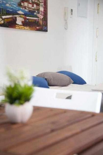 Comodo Y Agradable Apartamento En Madrid Centro 6 - image 25