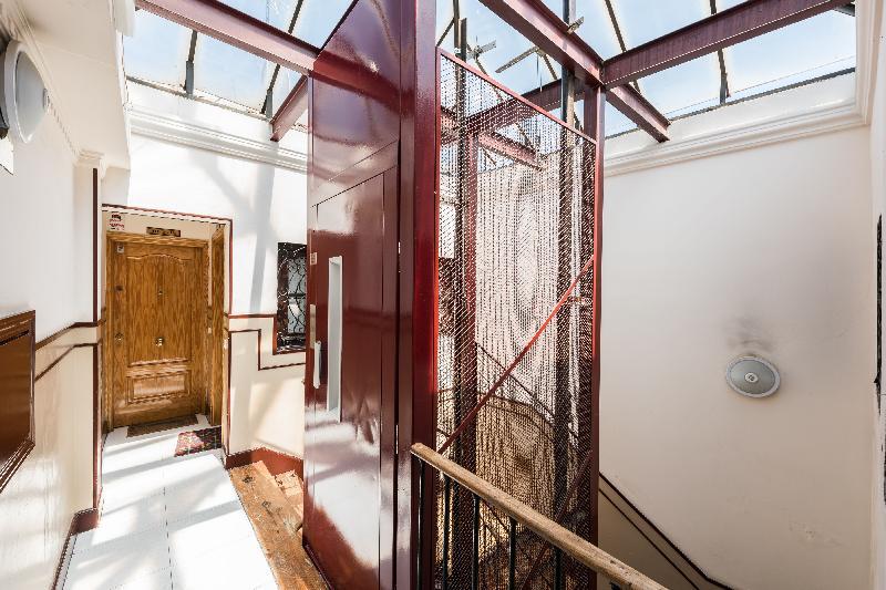 Barcelo Studio Tribunal  - image 5