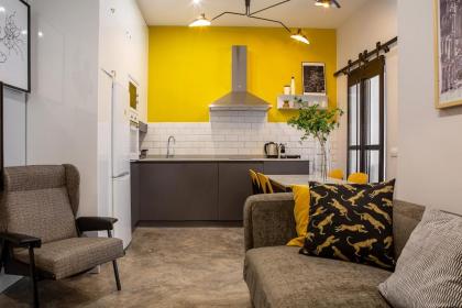 Modern 2Bed in heart of Chueca Madrid City Center - image 7
