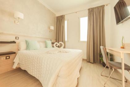 Hostal Pio Centro - image 20
