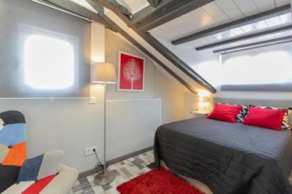 Luna Apartment - image 19