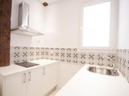 Apartamento con encanto en ópera - image 9