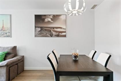 Stunning 2 Bed Apt Sleeps 6 nr Adelfas - image 18