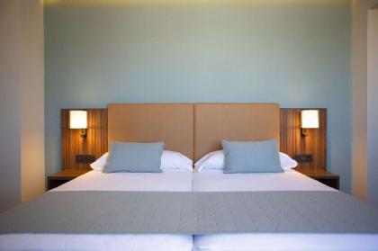 RIU PLAZA ESPANA - image 14