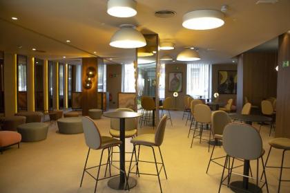 RIU PLAZA ESPANA - image 17