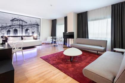 B&B Hotel Madrid Aeropuerto T4 - image 11