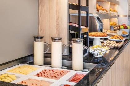 B&B Hotel Madrid Aeropuerto T4 - image 17