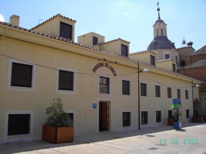 Hostal El Arco - image 17