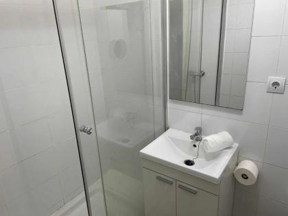 A unos Pasos de SolGran vía Madrid - image 25