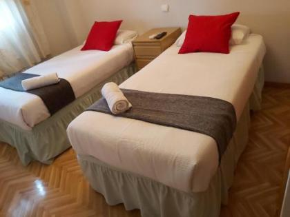 Chalet Avila Rooms - image 2
