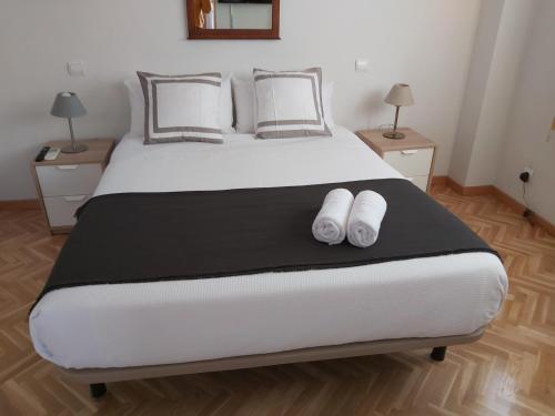 Chalet Avila Rooms - image 7