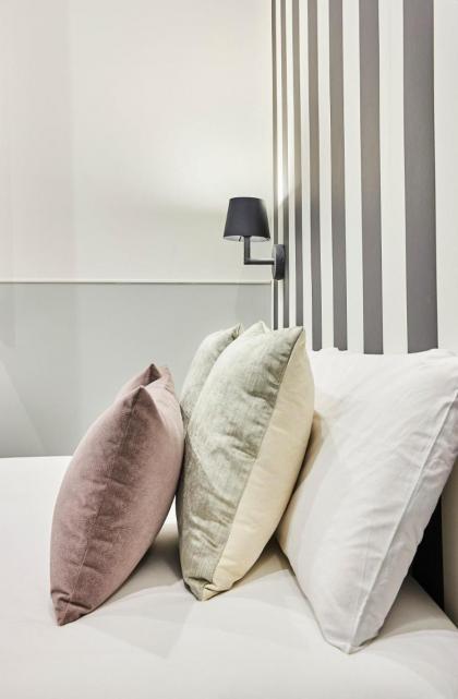 SERRANO GOLDEN MILE II by Presidence Rentals - image 30