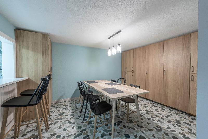 Private room in shared chalet Alameda Osuna - main image