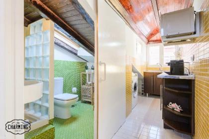 Charming Fuencarral Street - Wonderful Attic - image 10
