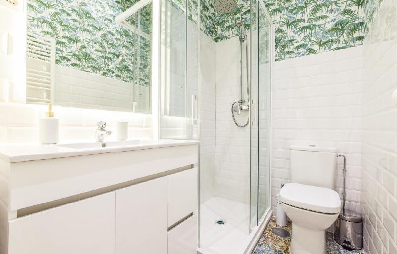LUXURY APARTAMENT ZONA ATOCHA 6PAX - image 2