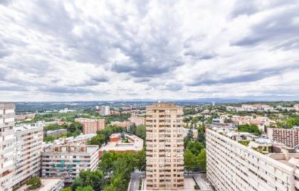 EXCLUSIVE LOFT WITH POOL AND WONDERFUL VIEWS  - image 2