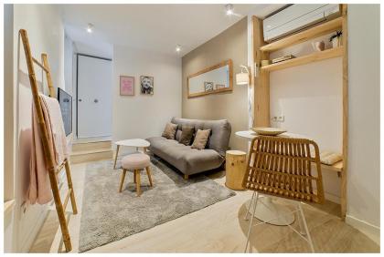 Apartamentos Madrid Rio - image 24