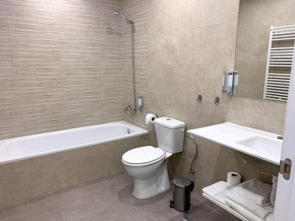Hotel BESTPRICE Alcalá - image 11
