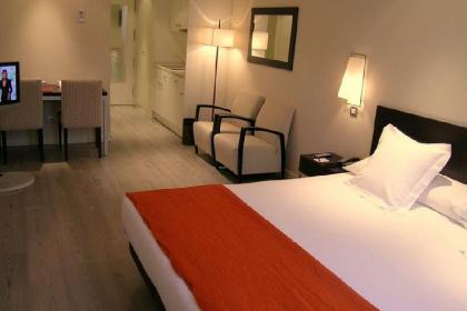 Suites Viena Plaza de Espana - image 3