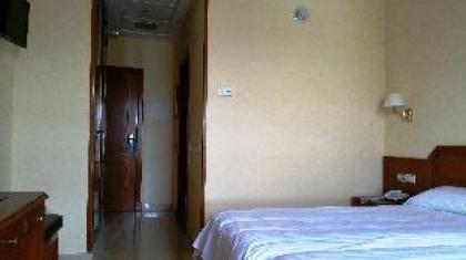 Hotel Humanes - image 23