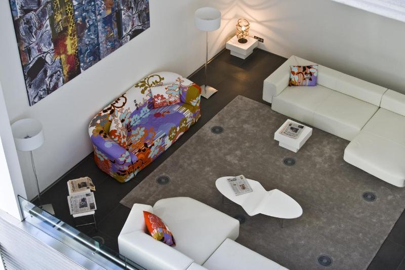 Axor Feria - main image