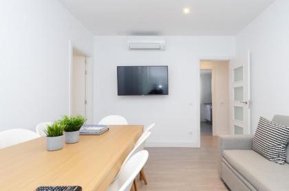 Vallecano Apartments by Olala Homes - image 11