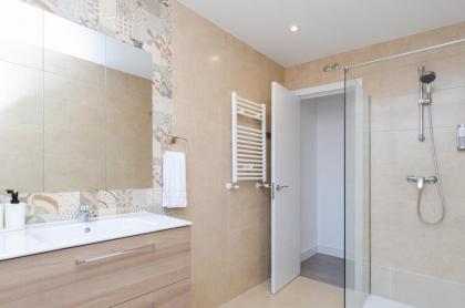 Vallecano Apartments by Olala Homes - image 15