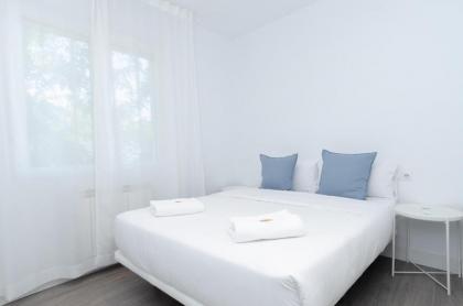 Vallecano Apartments by Olala Homes - image 17