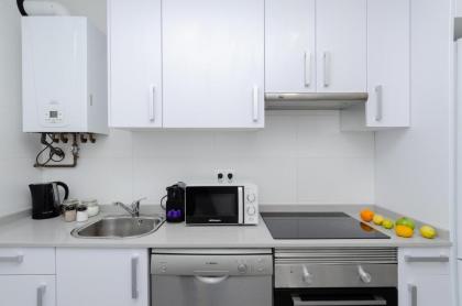 Vallecano Apartments by Olala Homes - image 4