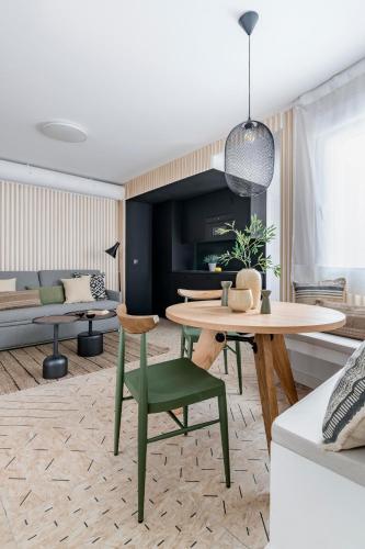 Maderas Apartments by Olala Homes - main image