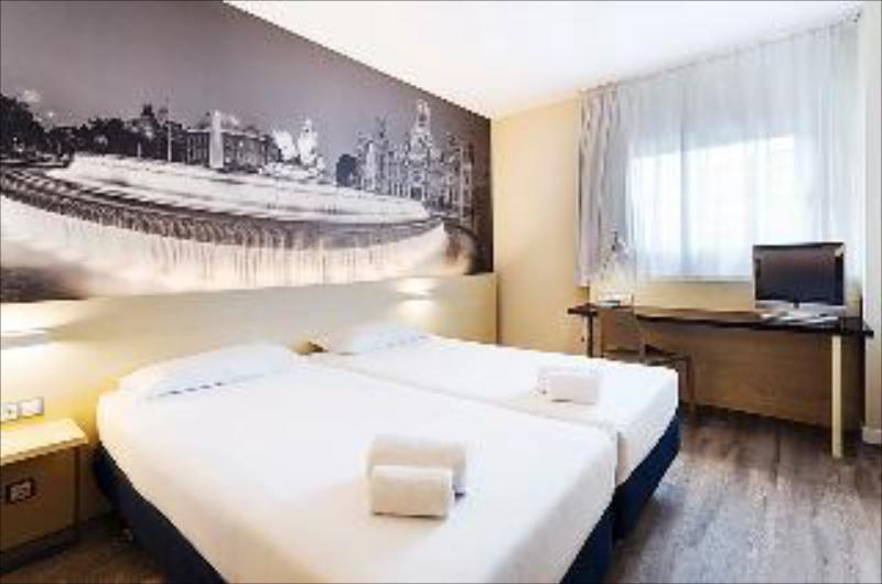 B&B Hotel Madrid Aeropuerto T1 T2 T3 - image 4