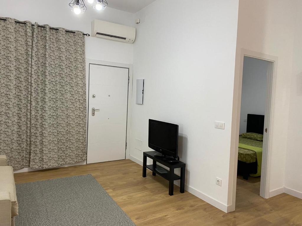 Aluche Aparment A - image 3