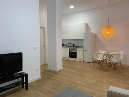 Aluche Aparment A - image 9