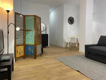 Aluche Aparment B - image 4