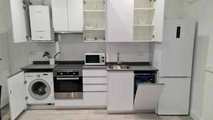Oshun - Cozy Apartment in Malasaña - image 2