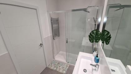 Oshun - Cozy Apartment in Malasaña - image 4