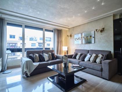 MyCityHome - Luxurious apartment on Calle O'Donnell - image 10
