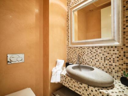 MyCityHome - Luxurious apartment on Calle O'Donnell - image 23