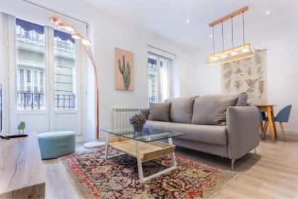MIT House Canalejas en Madrid - image 17