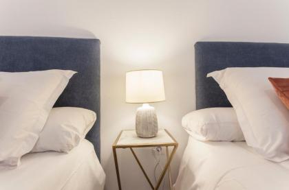 MIT House Canalejas en Madrid - image 24