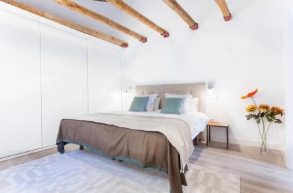MIT House Canalejas en Madrid - image 3