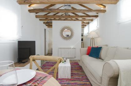MIT House NoMad Rastro en Madrid - image 21