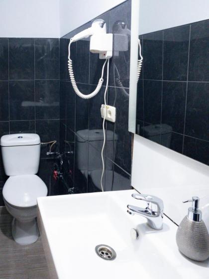 Hostal Andrea - image 30